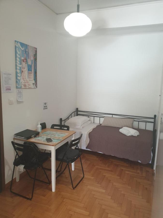 Alimos Studio Apartment Atene Esterno foto
