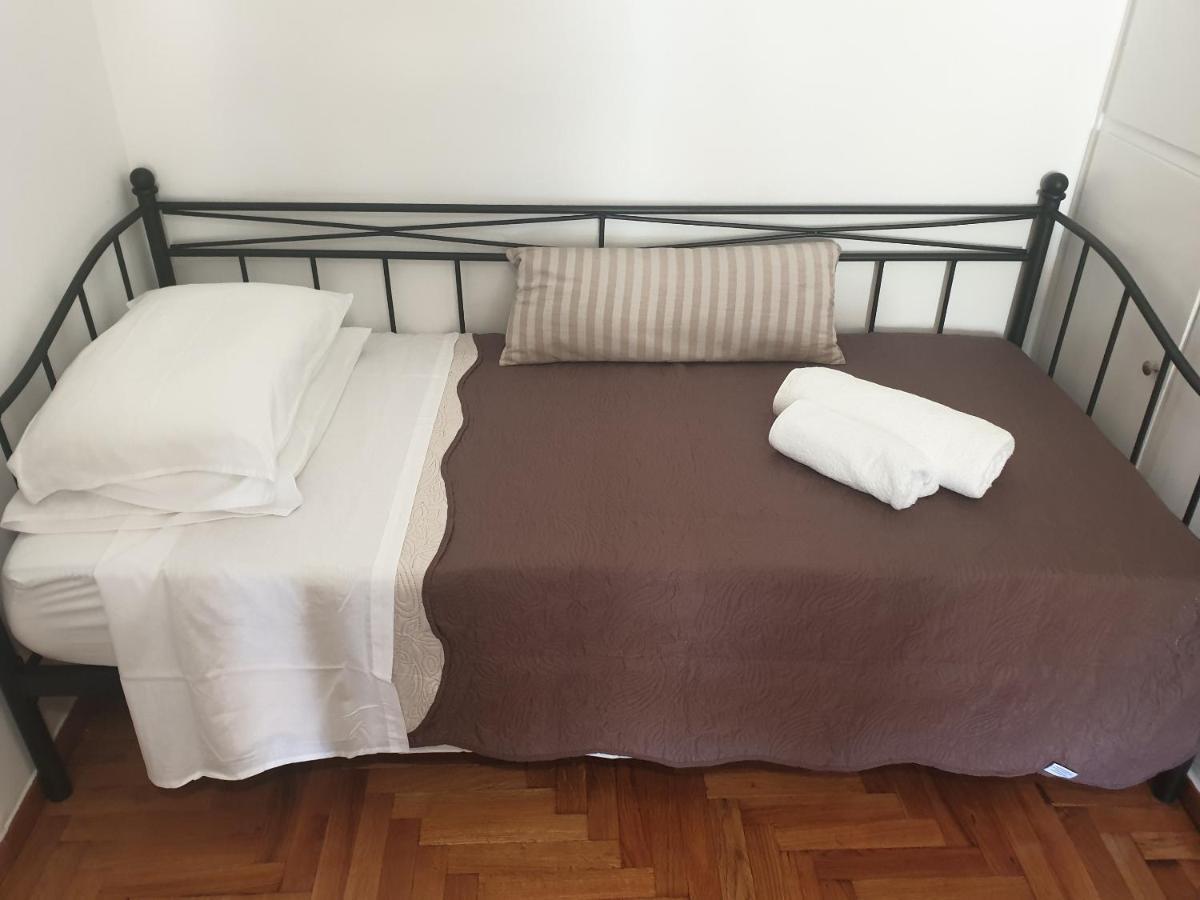 Alimos Studio Apartment Atene Esterno foto