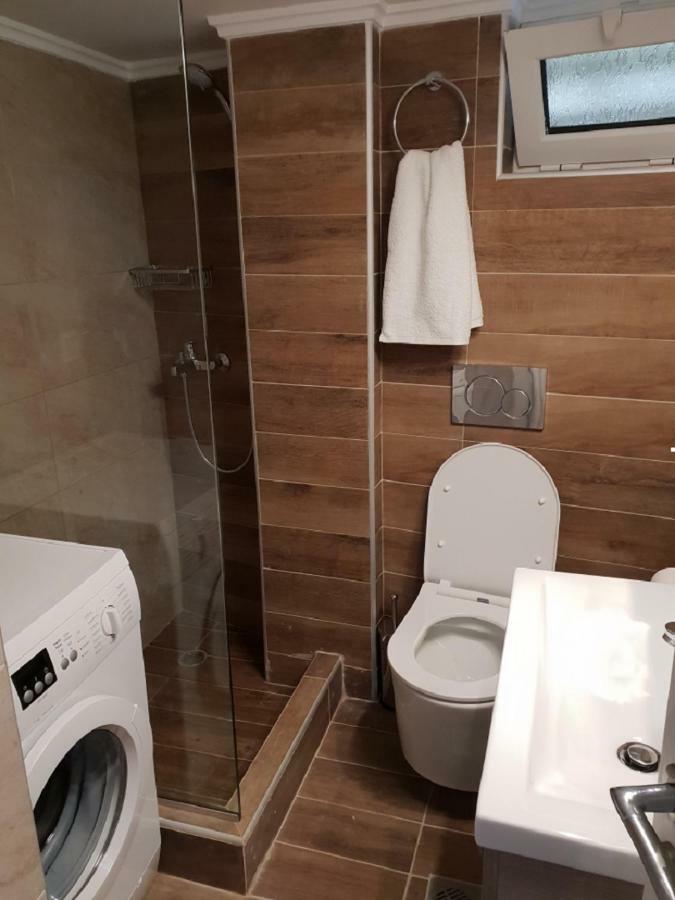 Alimos Studio Apartment Atene Esterno foto